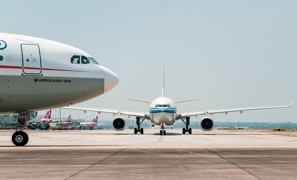 Trabajadores de Boeing se declaran en huelga