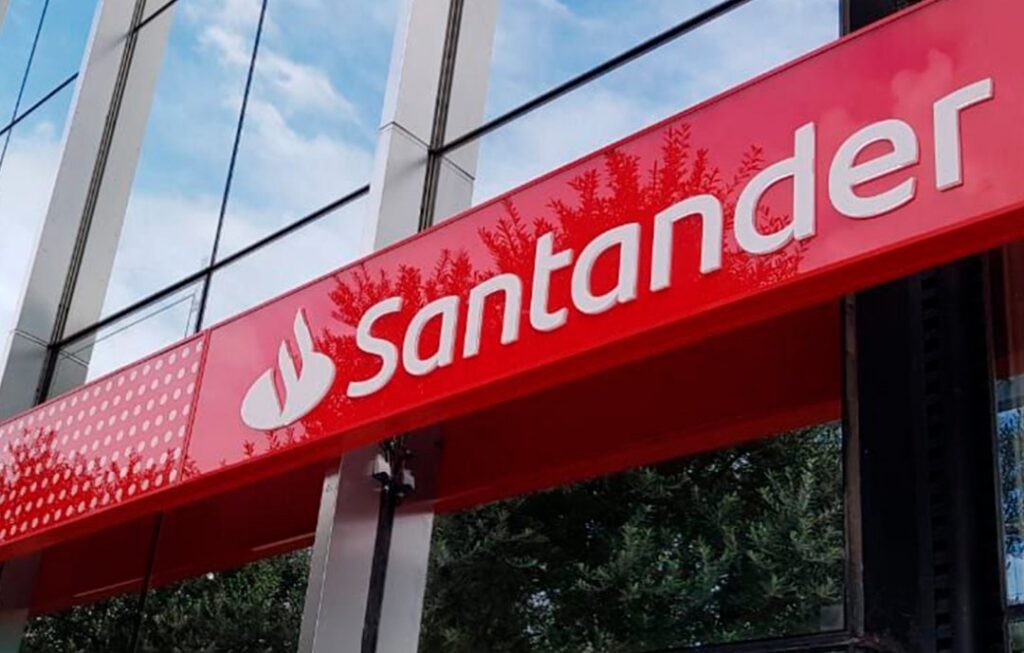 Banco Santander confirma que fue víctima de un hackeo