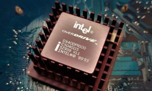 EEUU entrega subvenciones por 20,000 mdd a Intel para impulsar la fabricación de chips