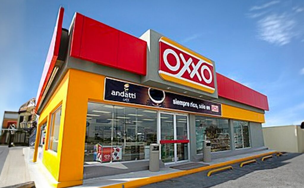 Oxxo reanuda operaciones en Nuevo Laredo