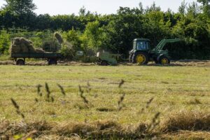 Los tractores llegan al centro de Praga mientras los agricultores checos se suman a las protestas