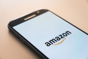 Amazon lanza un asistente de IA que ayudará a los vendedores a mejorar sus ventas