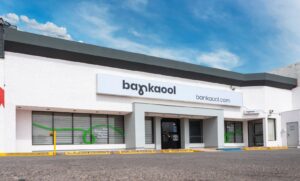 Bankaool mejora su calificación crediticia ante HR Ratings