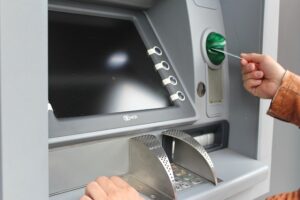 Banorte aumenta 7% utilidad en tercer trimestre gracias a sólida cartera crediticia