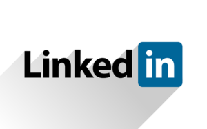 LinkedIn llega a 1,000 millones de usuarios; añade IA a buscadores