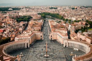 El papa ordena la construcción de un huerto solar en la Ciudad del Vaticano