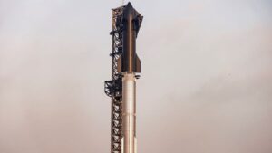 SpaceX lanza gigantesco cohete Starship en su cuarto vuelo de prueba