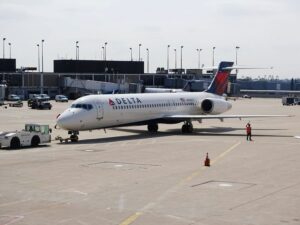 Estados Unidos investiga a Delta por vuelos cancelados