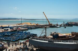 Huelga portuaria en la costa este de Estados Unidos comenzará este martes