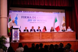 Ferrero y Gobierno de Guanajuato lanzan programa educativo Joy of Moving