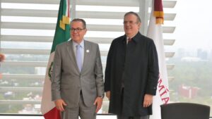 Agentes aduanales proponen frente común contra el contrabando