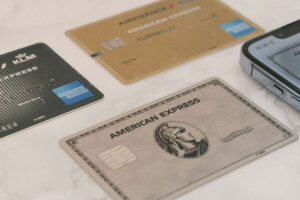 American Express desafía la incertidumbre: proyecciones récord para 2026